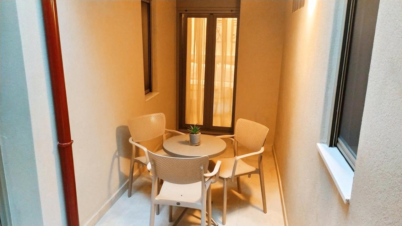 Uni Island - Old Town Suites Héraklion Extérieur photo