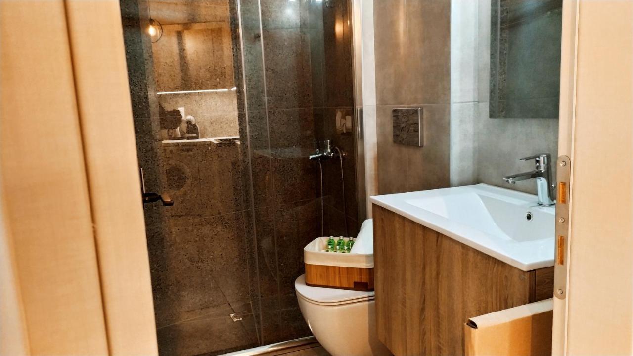Uni Island - Old Town Suites Héraklion Extérieur photo